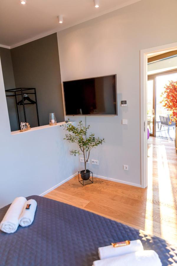 Cabana - Theview - Terrasse - Waterfront - Kostenloser Parkplatz - Wifi Ольденбург Екстер'єр фото